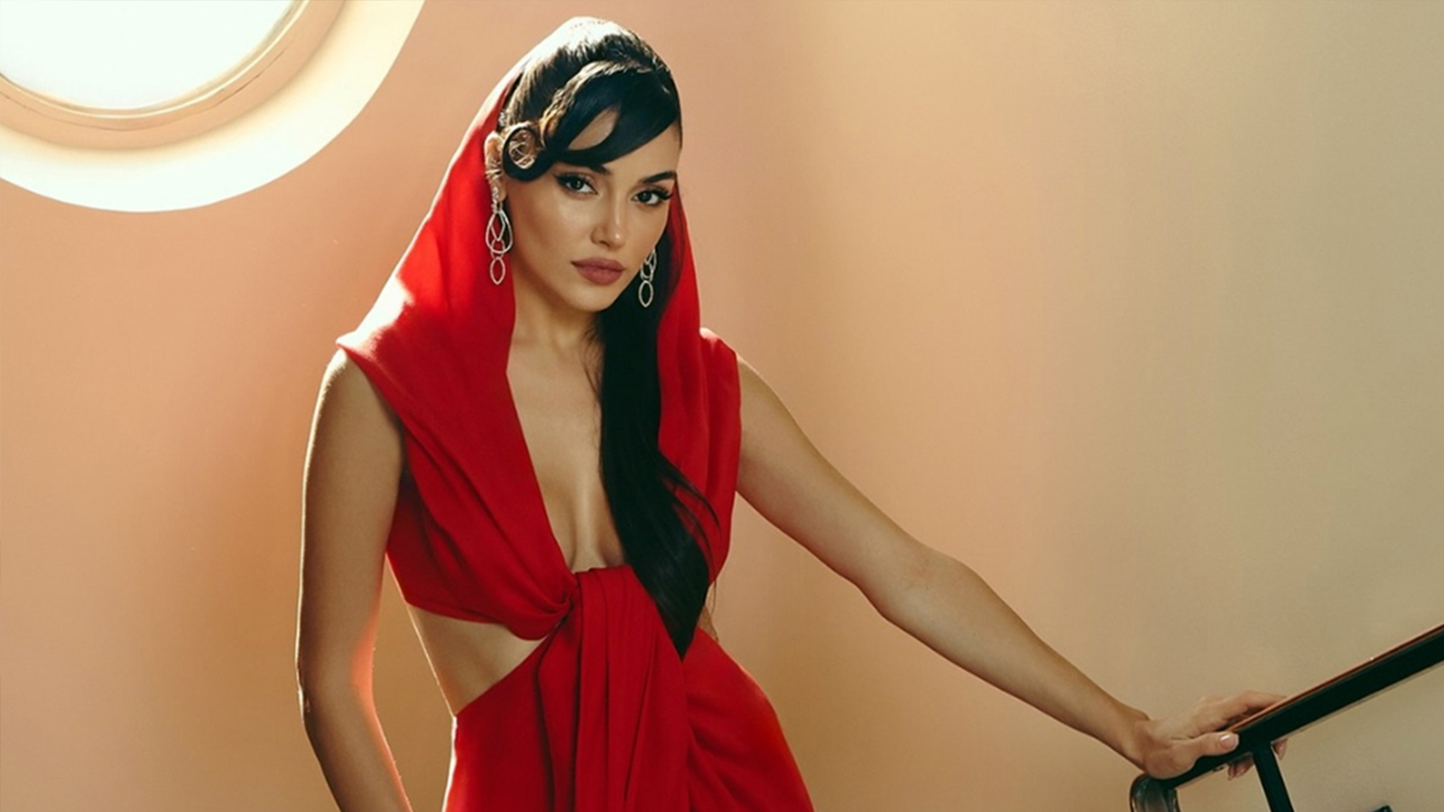 Hande Erçel'in reklam için istediği para olay OLDU